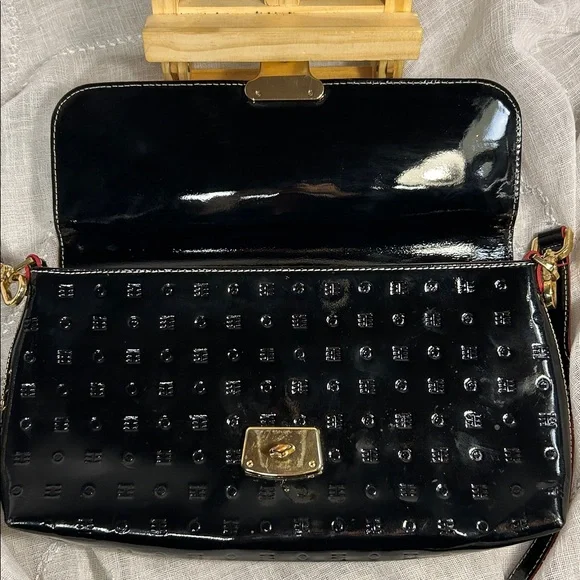 Arcadia made in Italy patent leather bag with removable strap